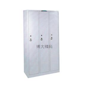 C8 噴塑三門更衣柜 