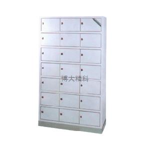 C18 不銹鋼座鞋柜 