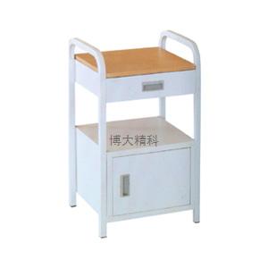 C39 床頭柜 